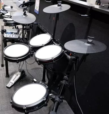 Store Special Product - Alesis - Nitro Max 8-Piece Electronic Drum Kit with Mesh Heads and Bluetooth